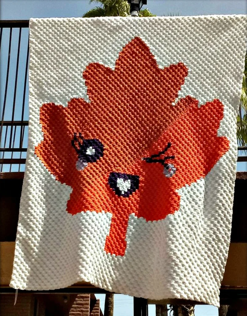 Winking Maple Afghan, C2C Crochet Pattern