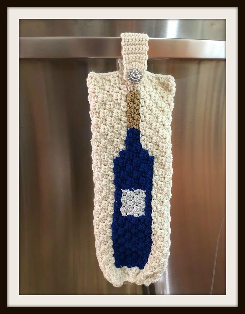 Wine Bottle Grocery Bag Holder, C2C Crochet Pattern