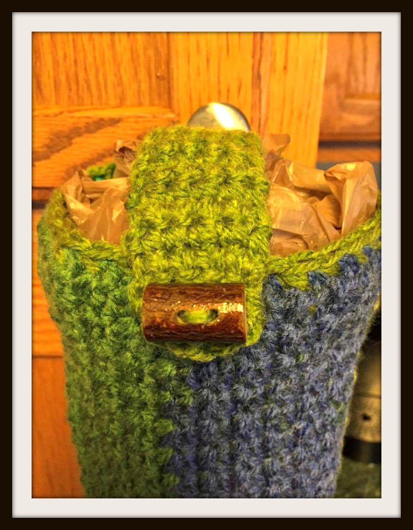 Kiwi Grocery Bag Holder, Crochet Pattern