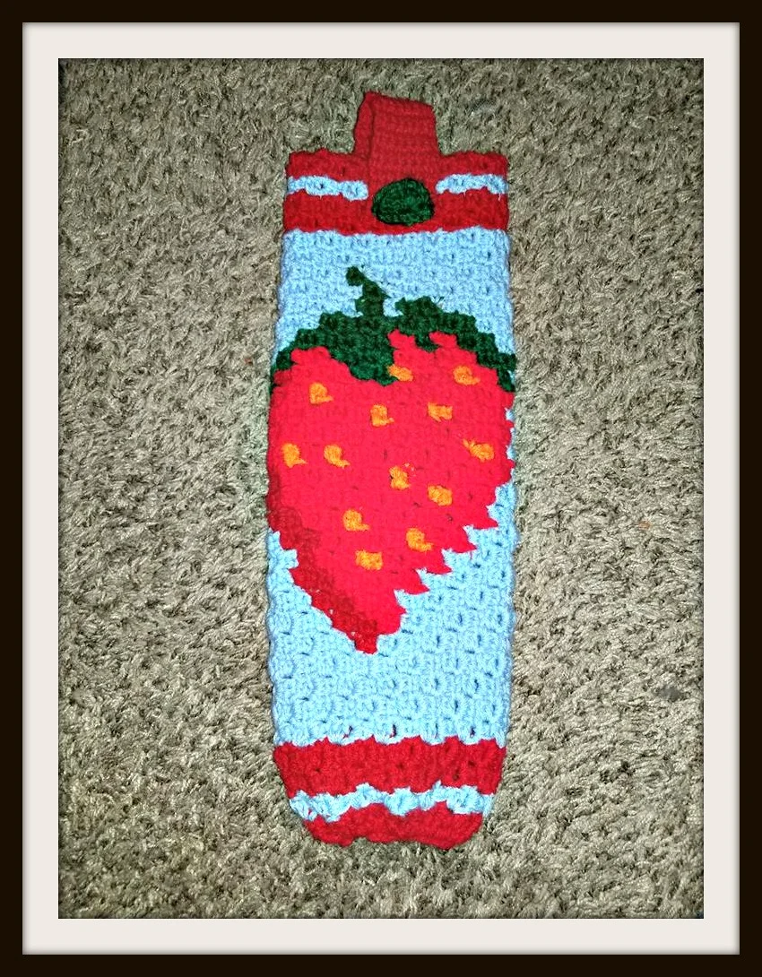 Strawberry Grocery Bag Holder, C2C Crochet Pattern