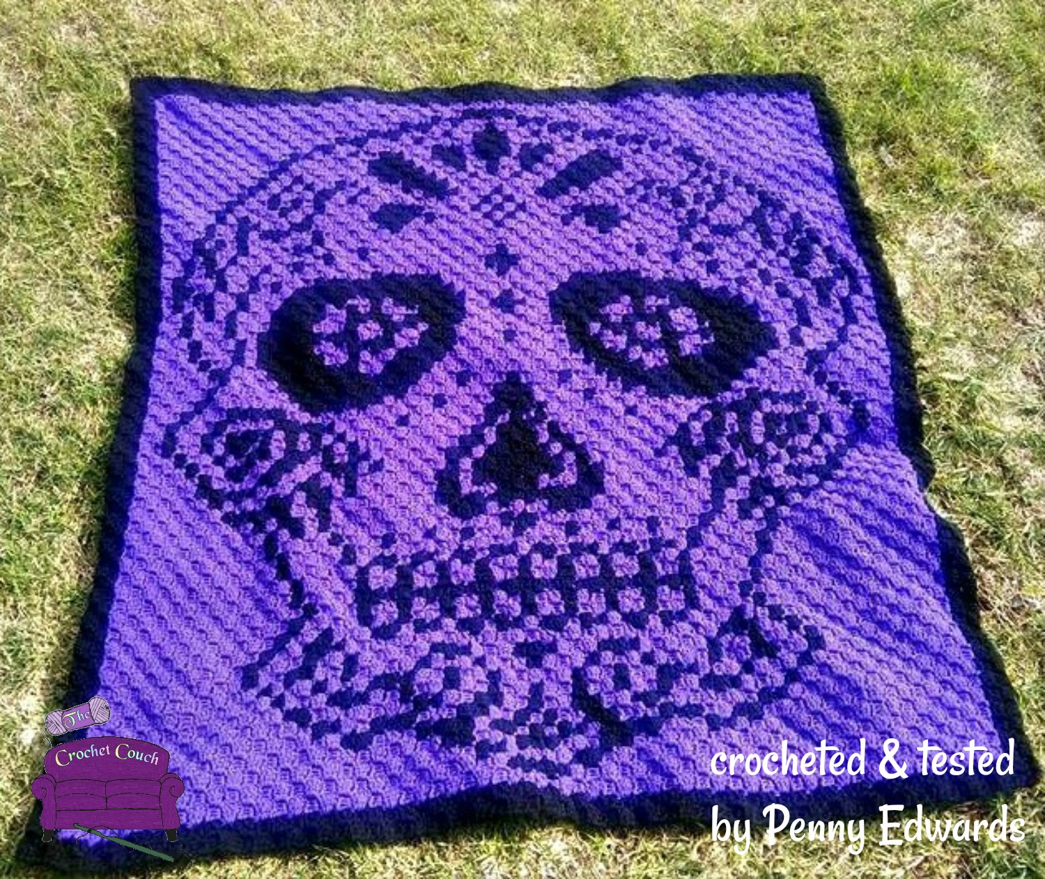 Sugar Skull Afghan, 2 Colors, C2C. crochet skull baby blanket pattern. 