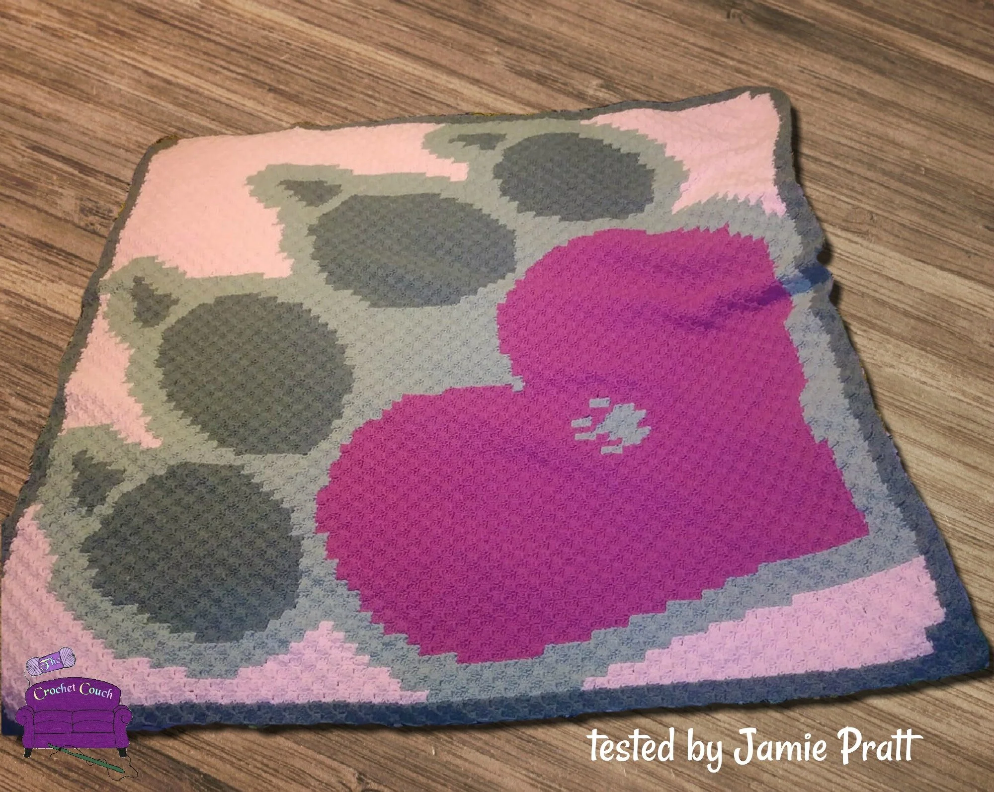 Dog Paw Heart Afghan, C2C Crochet Pattern
