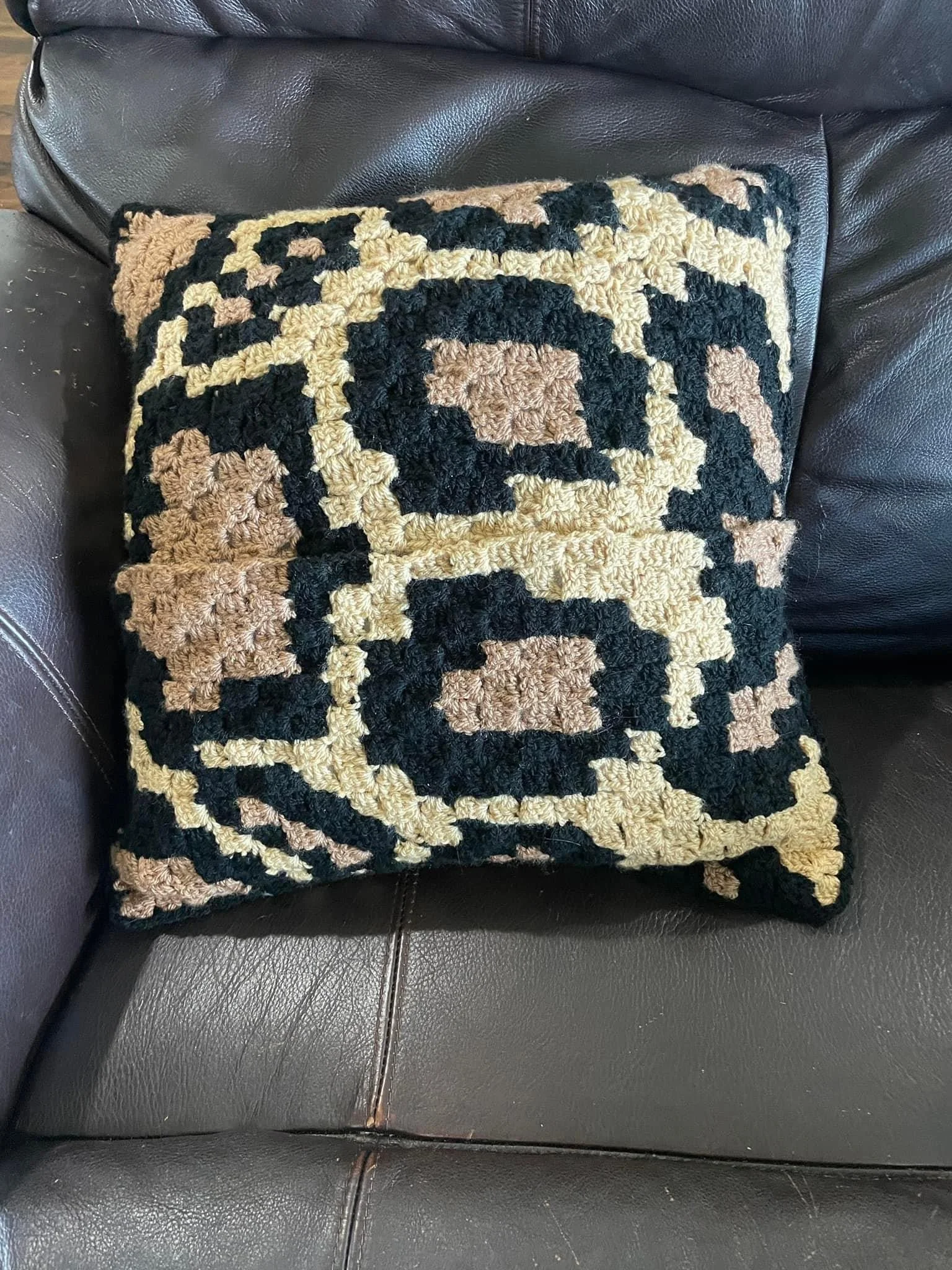 cheetah-print-pillow-crochet-pattern