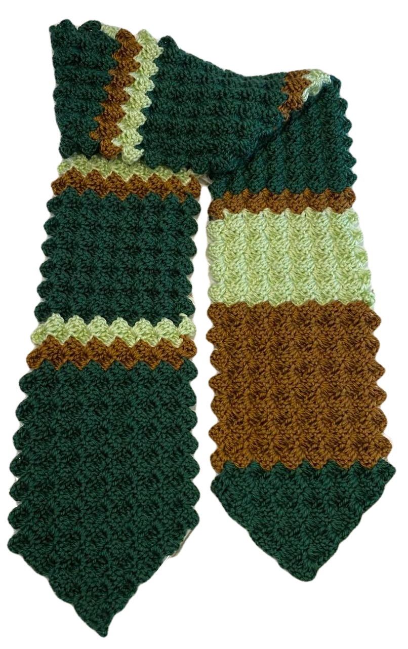 tassel scarf-thecrochetcouch-kim latshaw3.png