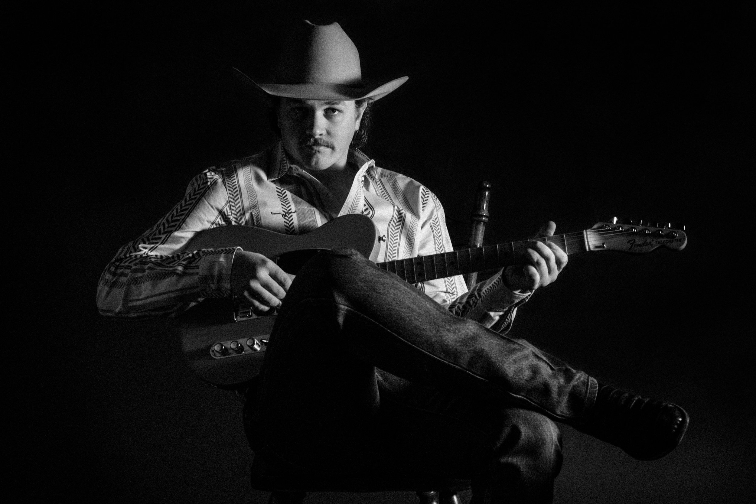 Zach Top - Press_Horiz.jpg