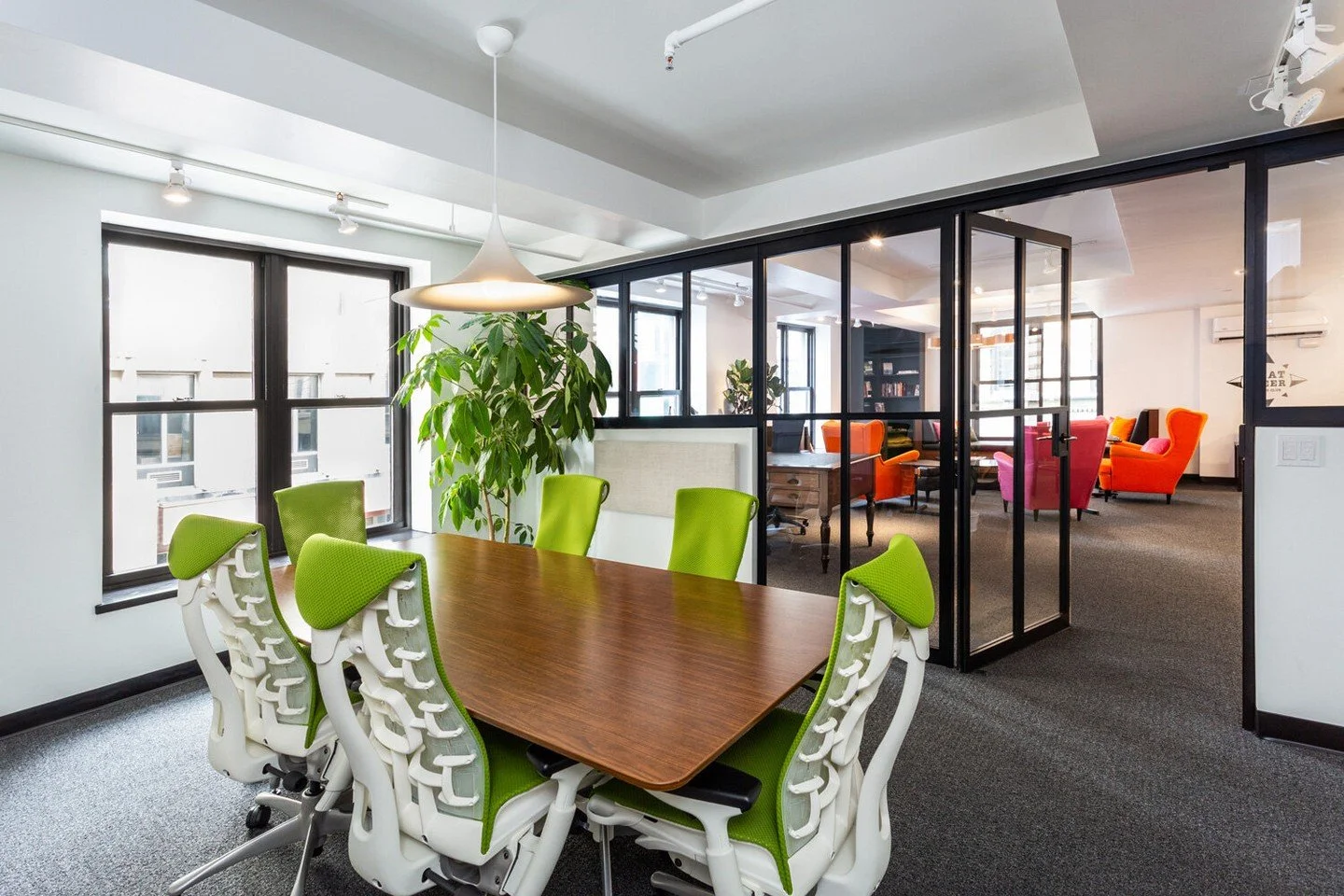 This contemporary design-build project was for a writers workshop organization located in downtown Providence.
Thoughtfully designed and scripted to support collaboration, community, and purpose - with no play on words.