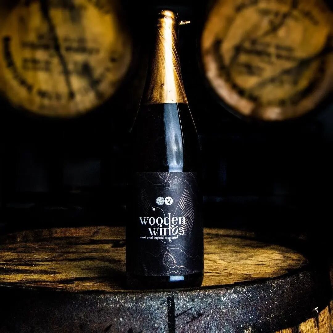 You don't want to miss this collaboration between @phasethreebrew and @gooseisland. 

Available on Oznr today. #GetOznr 

-----

 &bull; @phasethreebrew Wooden Wings
.
Our passion for stouts, specifically barrel-aged stouts, stems from a Chicago clas