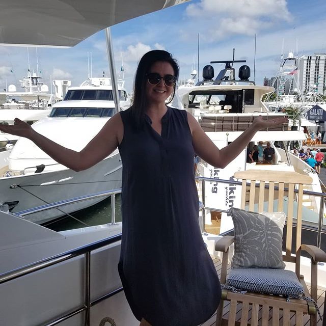 Incredible first 2 days with @nzmoz at the @fortlauderdaleintlboatshow 💗🚢⚓ Seeing old friends, making new ones and being surrounded by these stunning yachts has me extra excited to head back to the #bahamas for another amazing year based out of #no