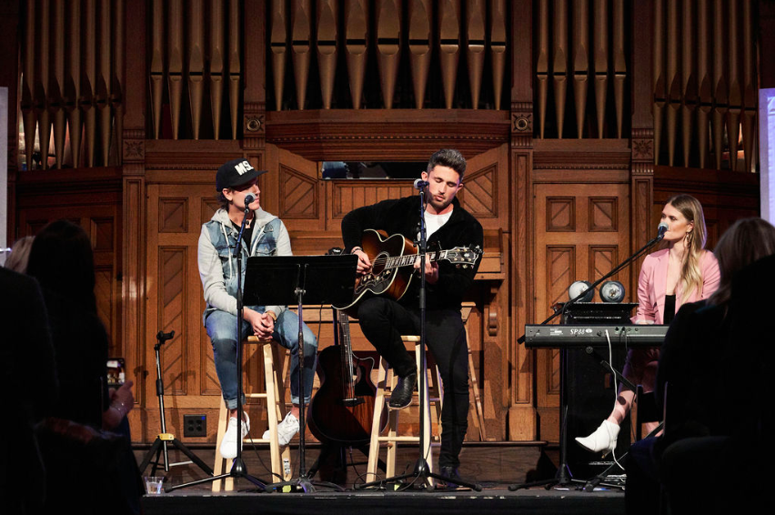  Michael Ray performs. 