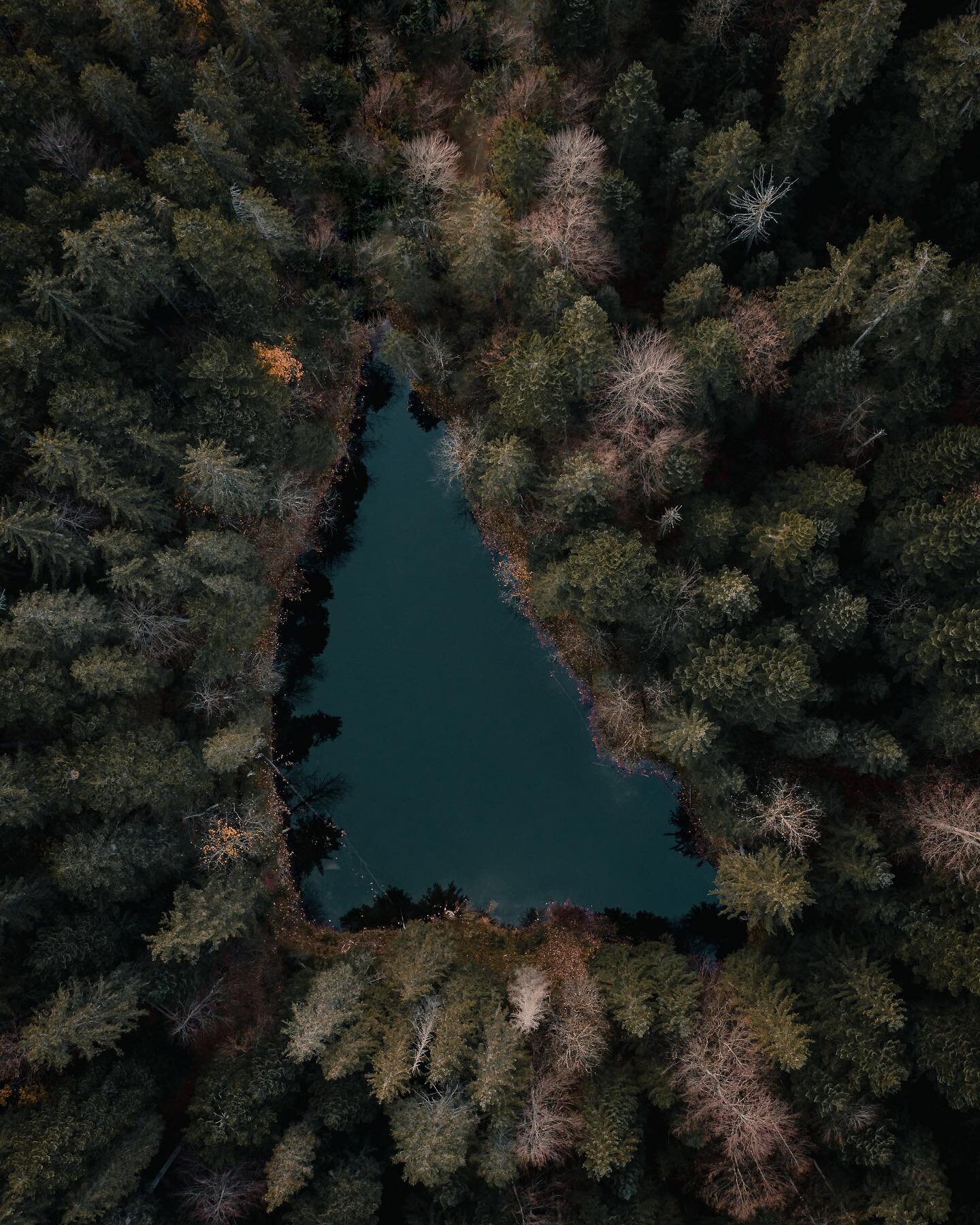 I love the unique perspectives that drone photography can provide. It was actually my drone that re-ignited my love for landscape photography back when I first started this account in 2017, and although I find myself using it a bit less than I did ba