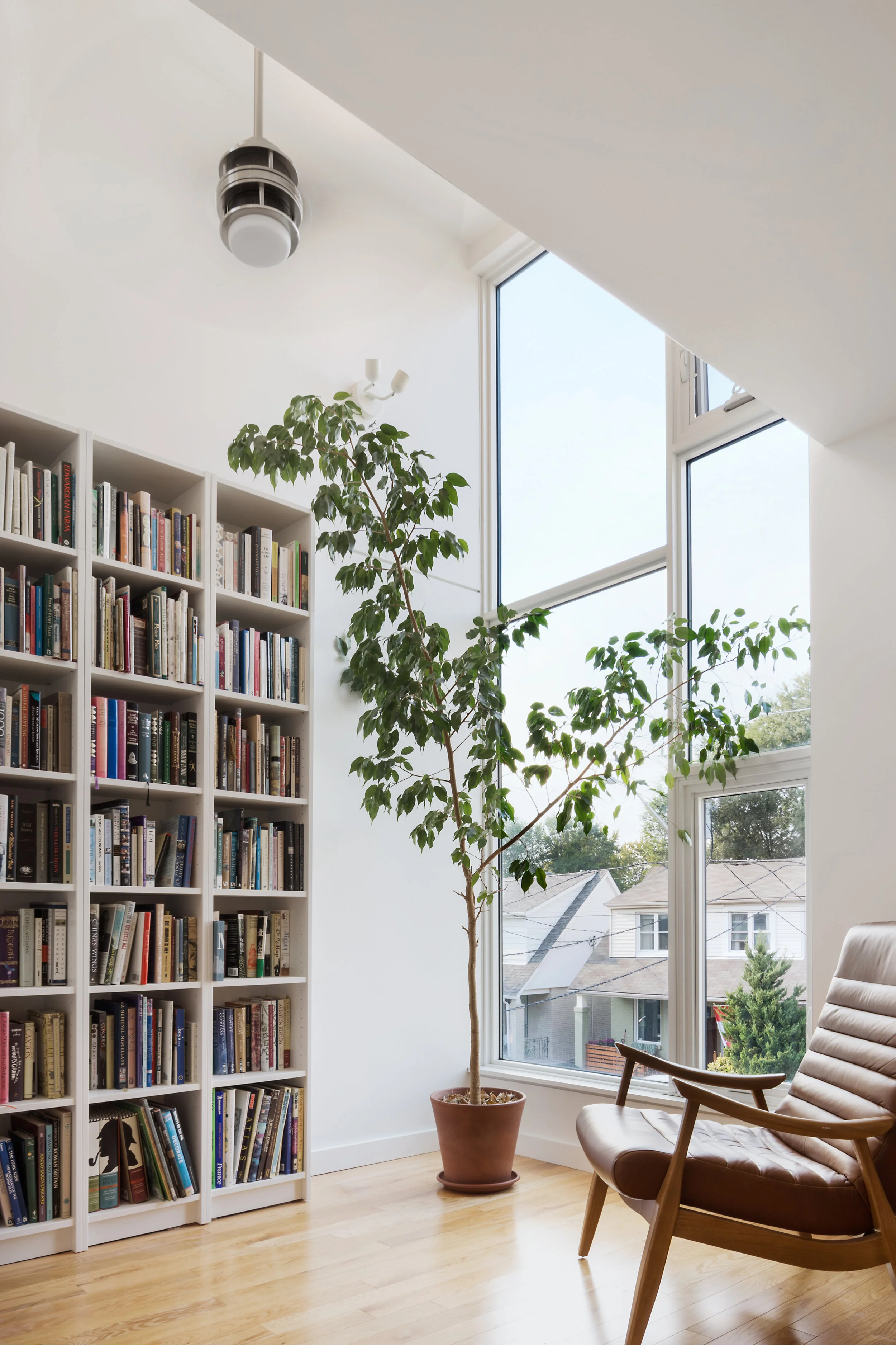17_020_93 HOUSE-1.jpg