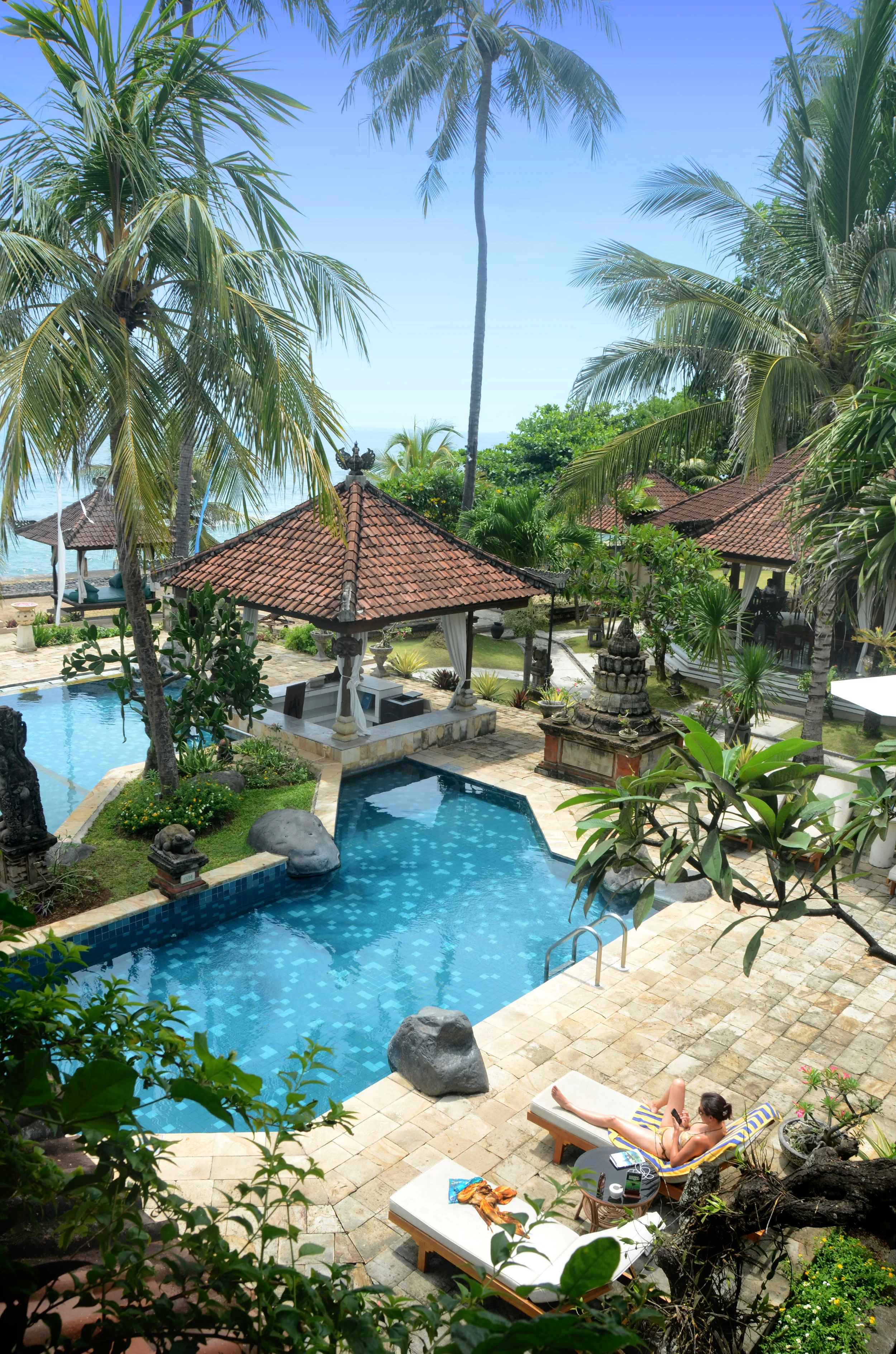 Public Pool 4.jpg