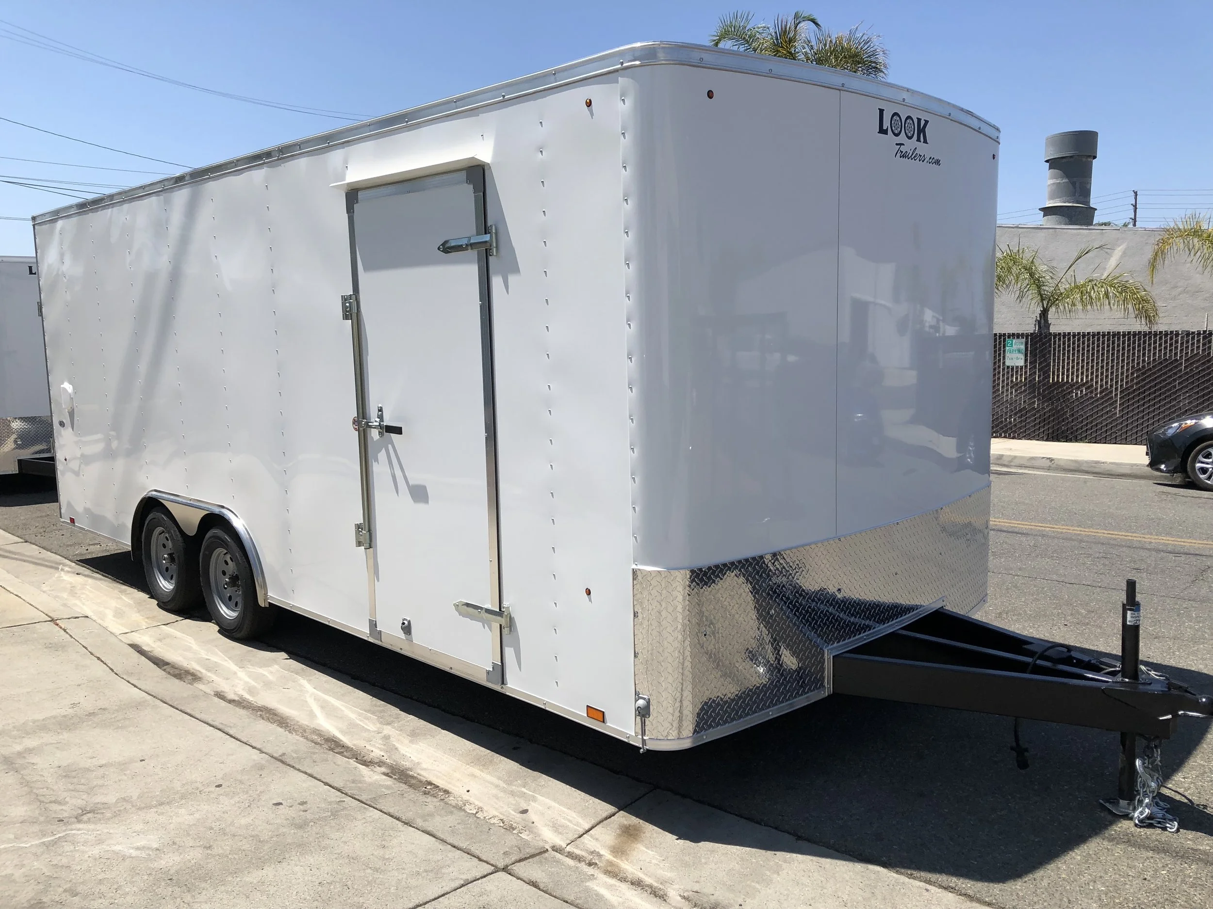 8x20 - Side Door / Ramp Door / 7' Tall / Dovetail