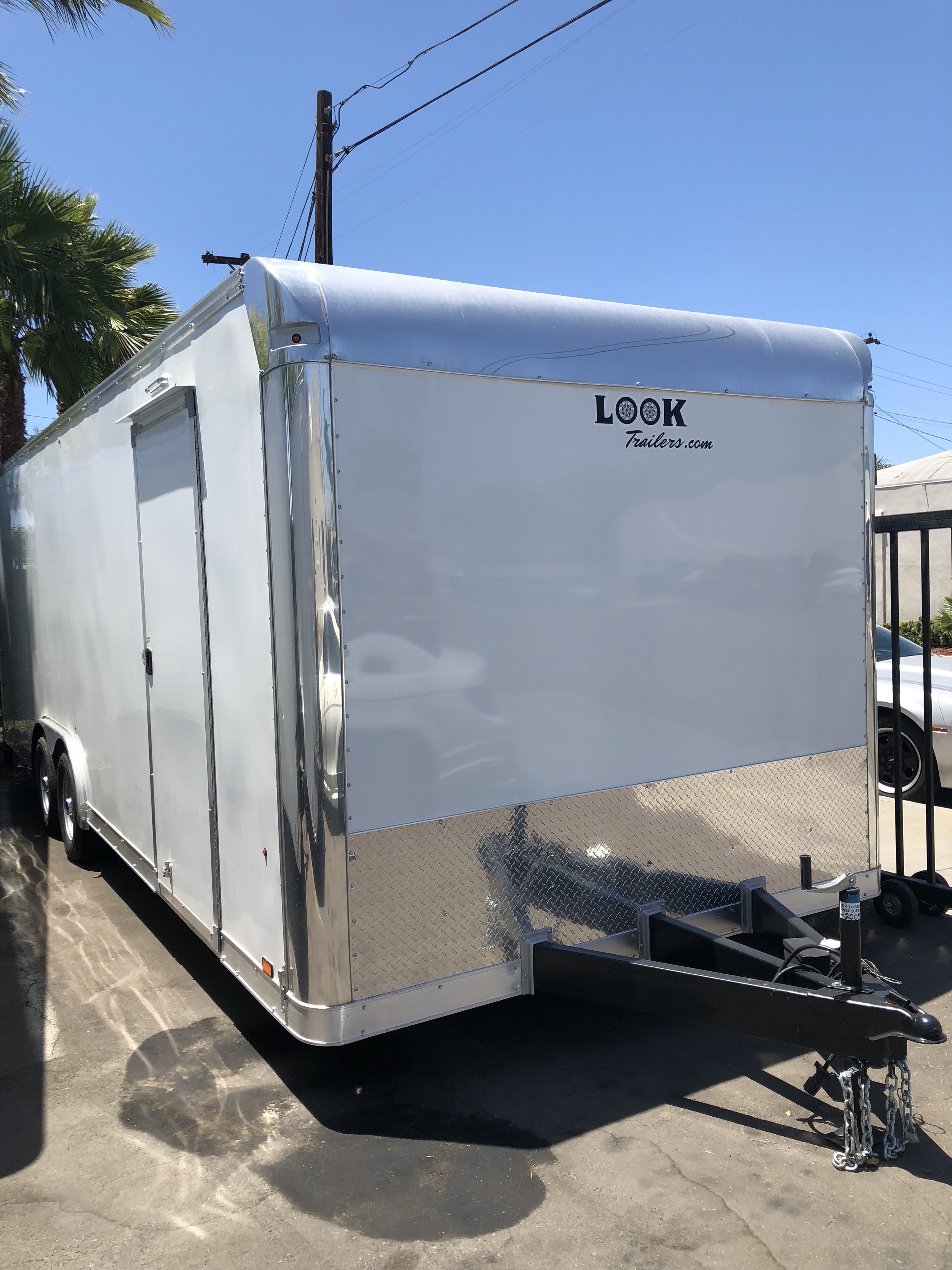 8x24 Look Ignite - Side Door / Ramp Door / 7' Interior