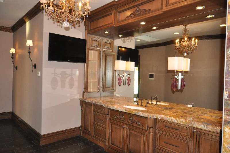 Bathrooms 15.jpg