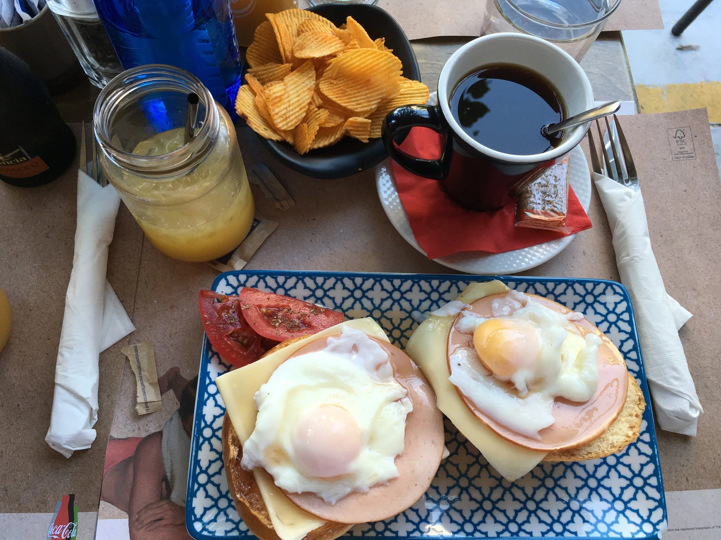  “Breakfast at Tiffany’s” 