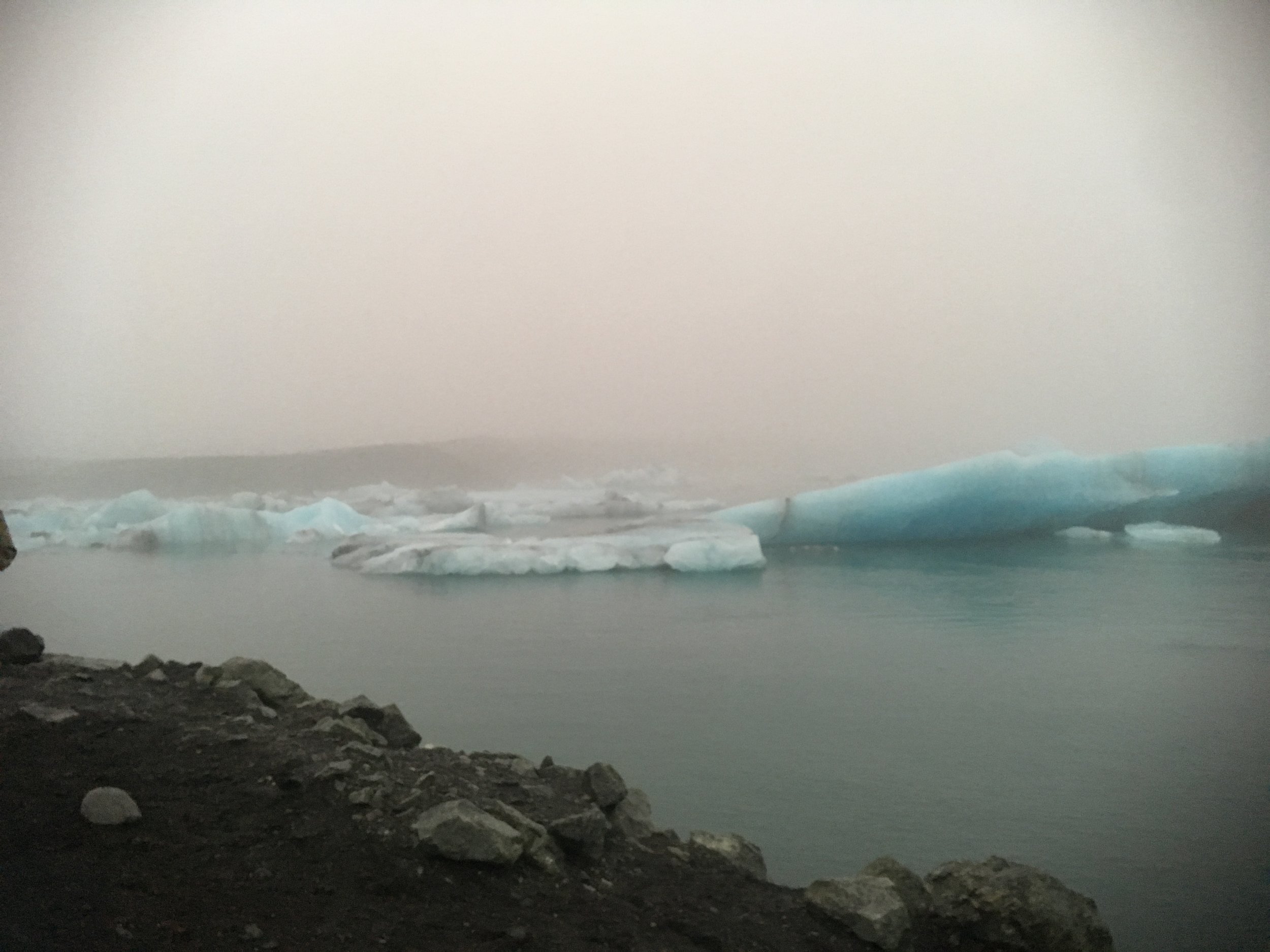  Glacier Lagoon 
