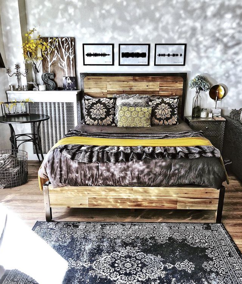 interior-fairytale-rustic-bedroom.png