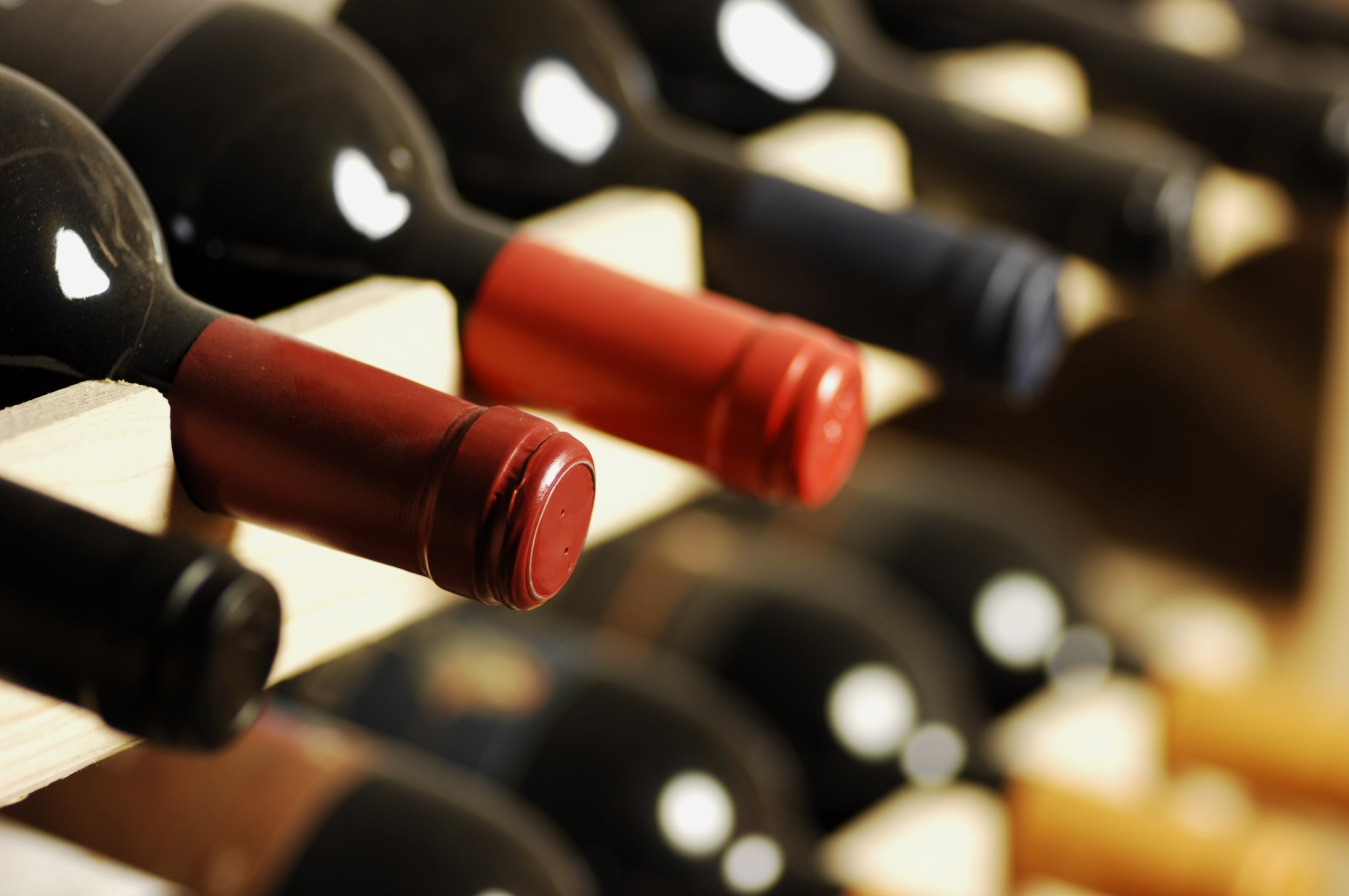 La mejor forma de organizar tu vinoteca — Vinos y Negocios - Donde se  encuentran los Profesionales del Trade de Vinos y Spirits de la Argentina