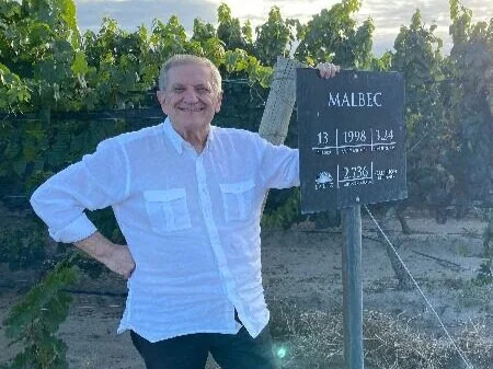 Ricardo Fernández Núñez, propietario de Vinos de La Luz, al rescate de los varados
