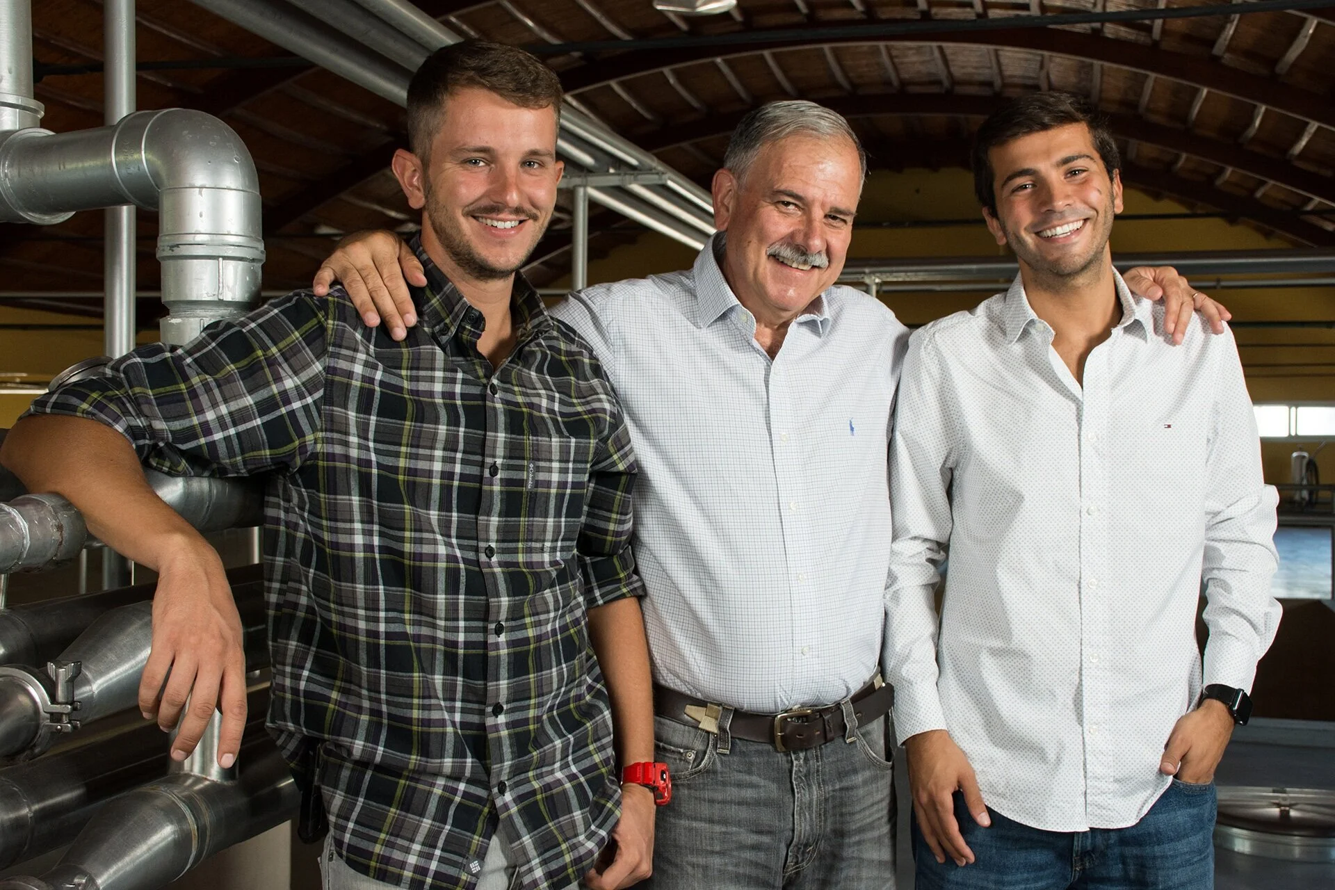 Familia+Rodr%C3%ADguez+-+Corbeau+Wines.jpg