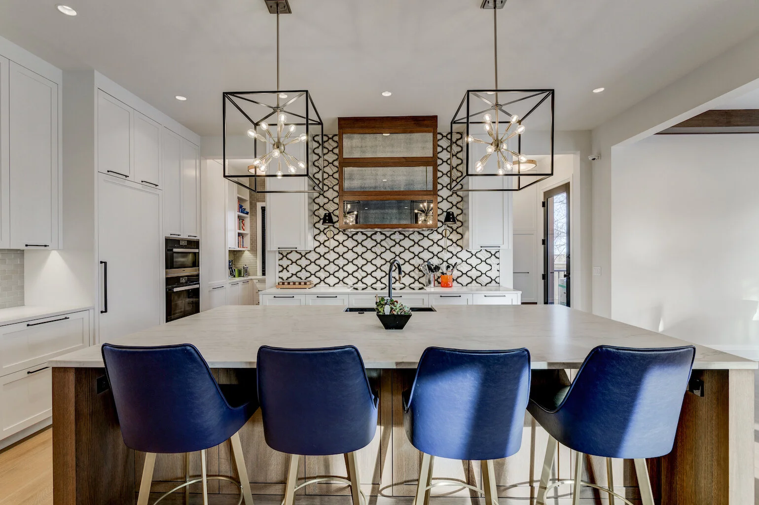 SAM 1424 Photo 3 Kitchen.jpg