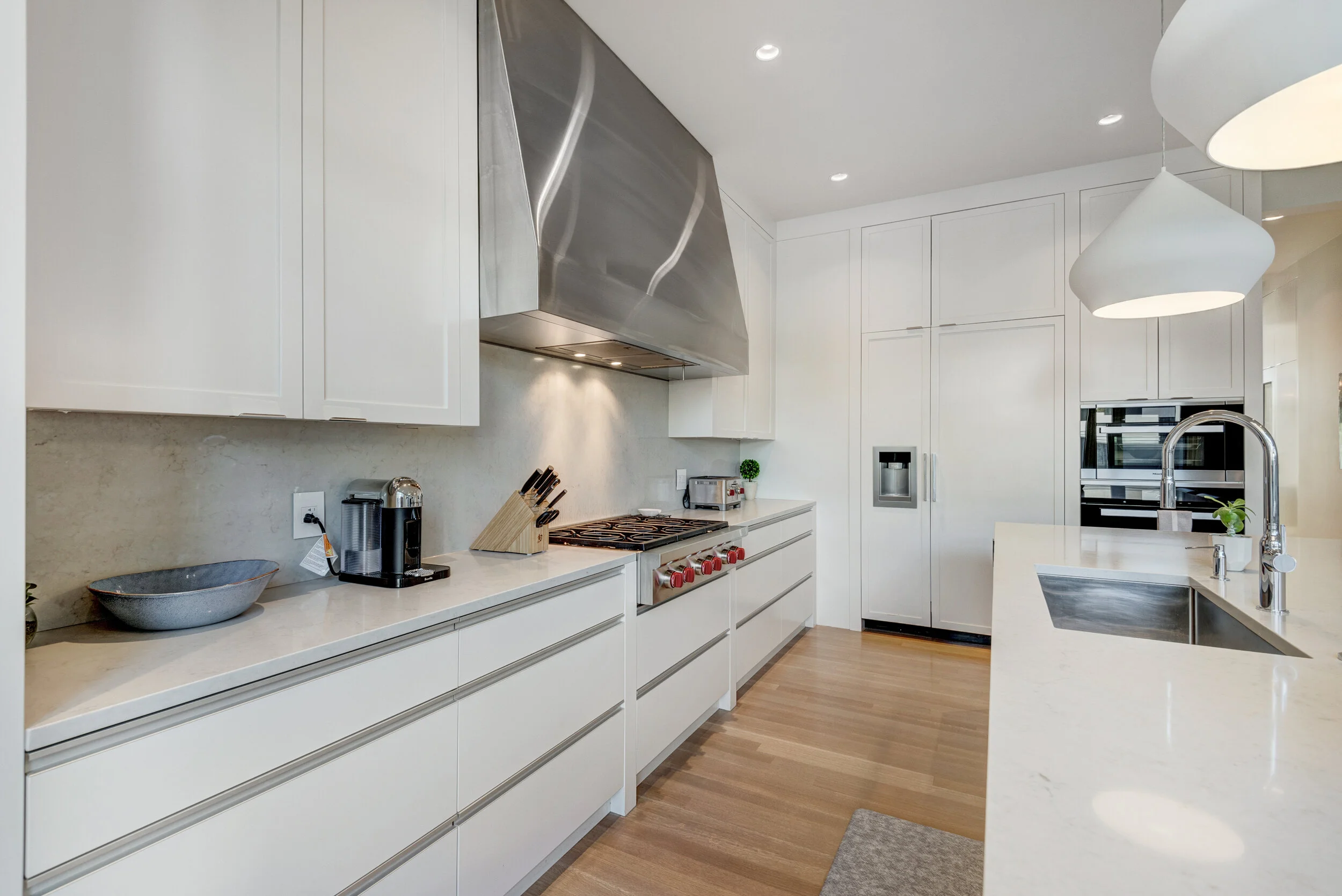 10.02.2020 - Joel Semmens - 2808 6 Ave NW-24.jpg