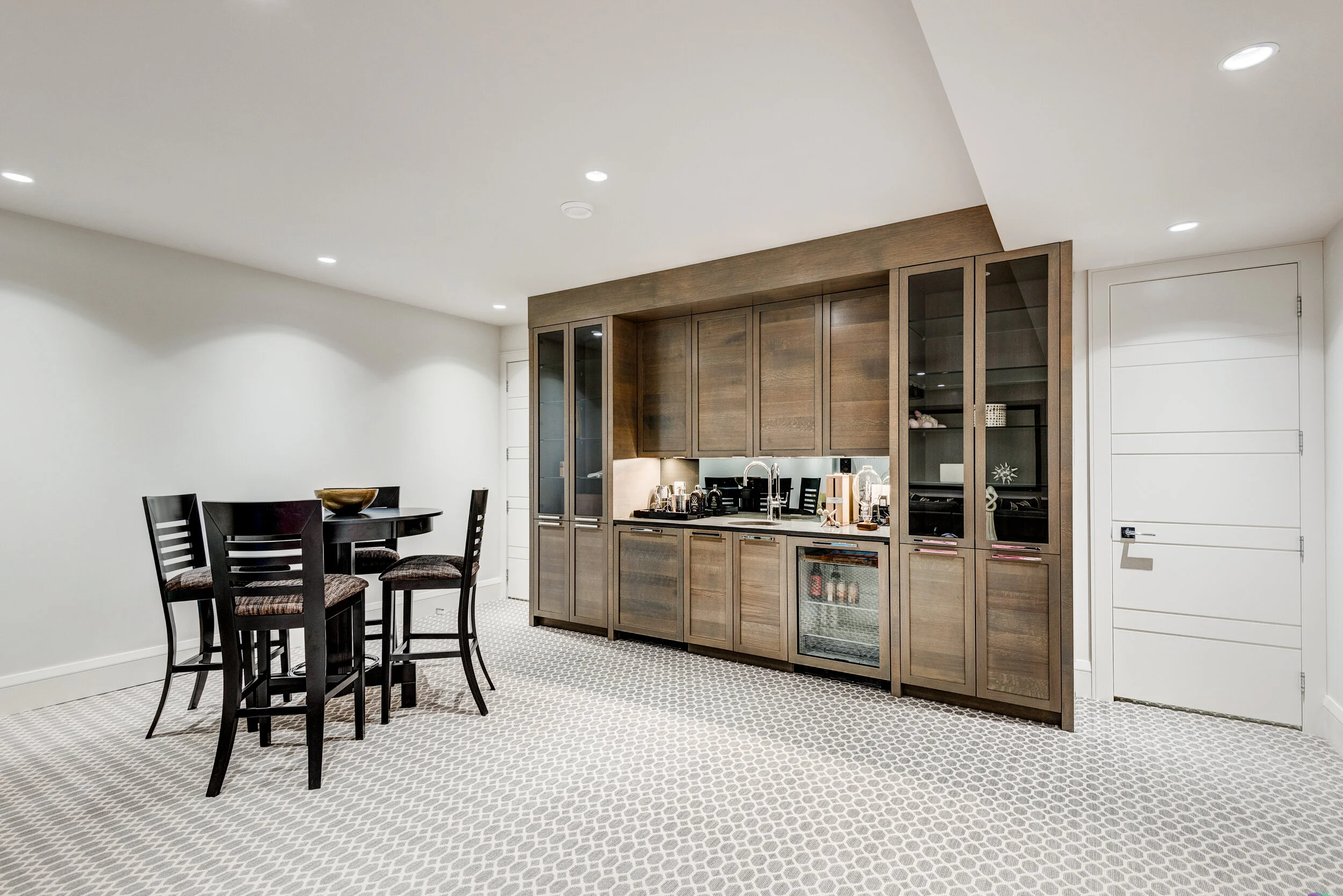 10.02.2020 - Joel Semmens - 2808 6 Ave NW-37.jpg