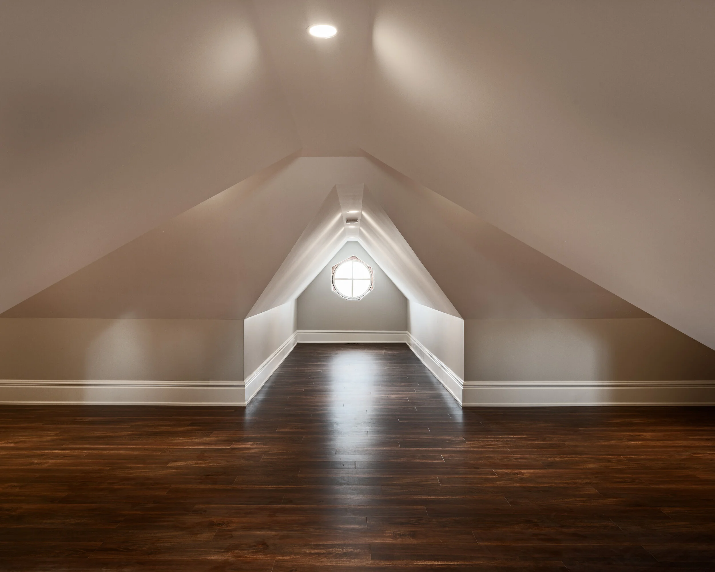 3215 3 Option Attic.jpg