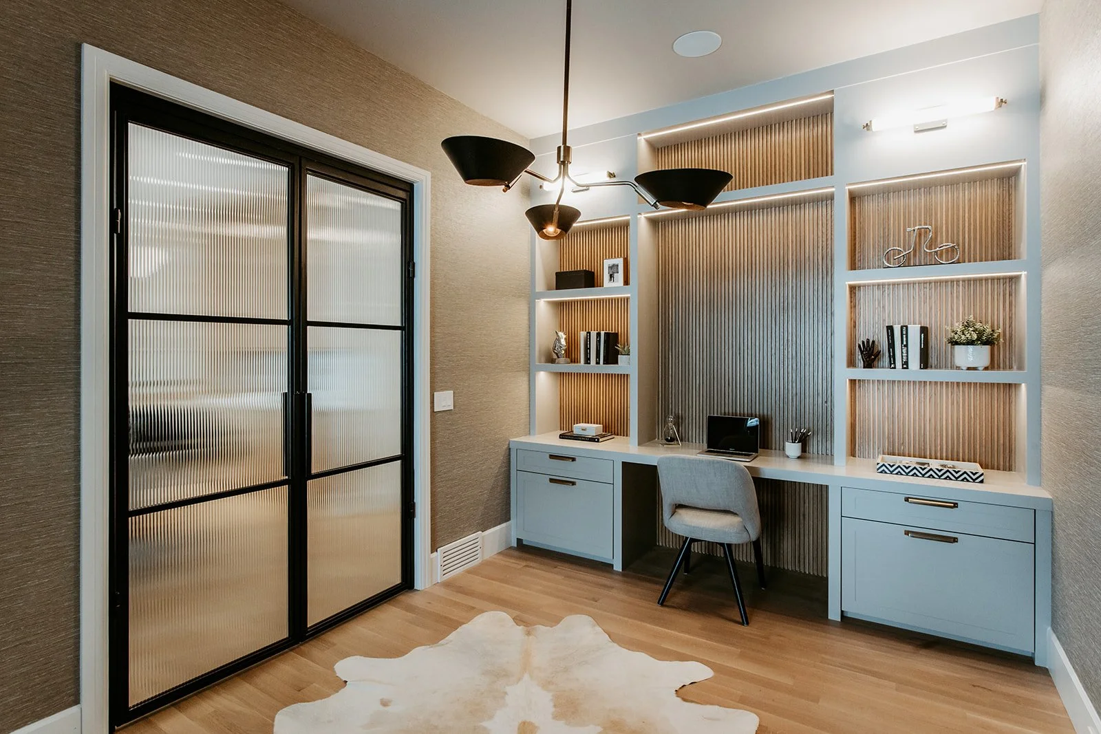 SAM 1403 office 1.jpg