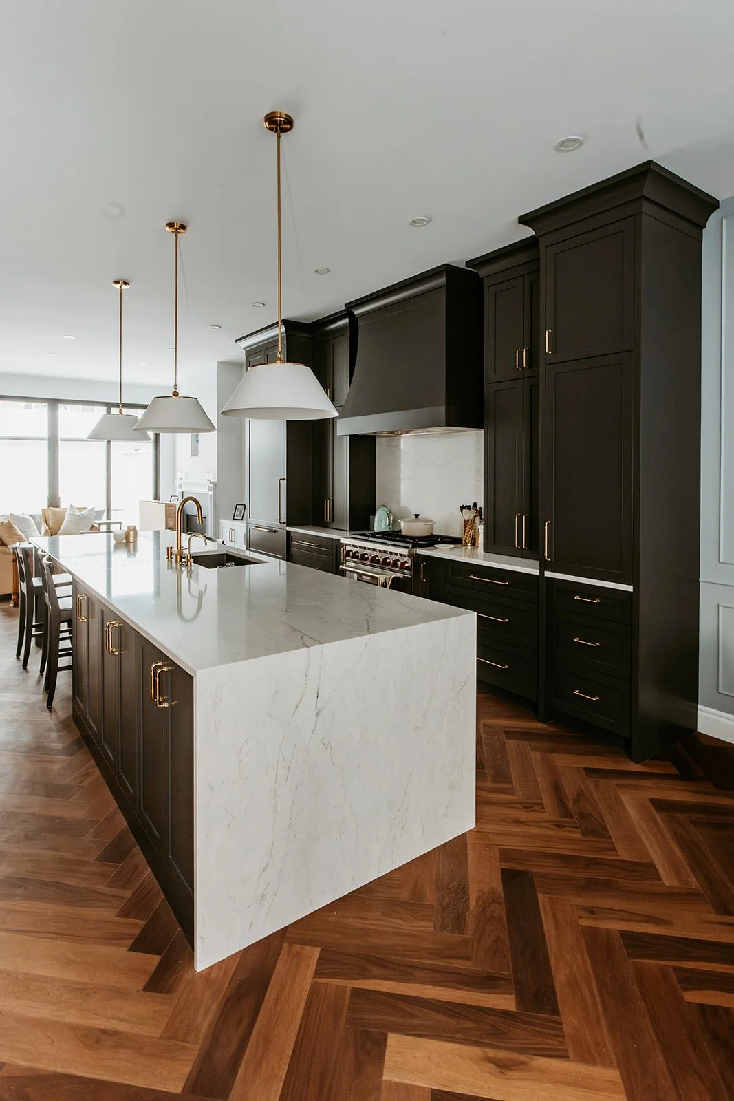 SAM 4613 Kitchen.jpg