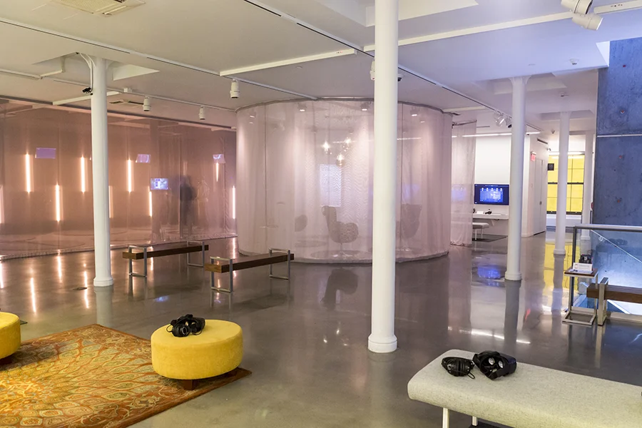 jf-clement-art-director-centre-phi-particles-exposition