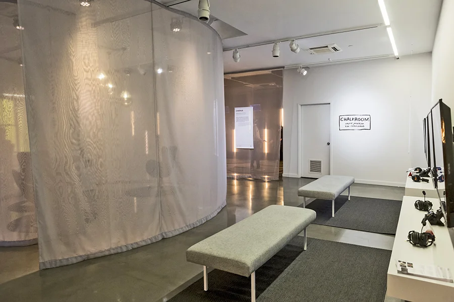 jf-clement-art-director-centre-phi-particles-exposition