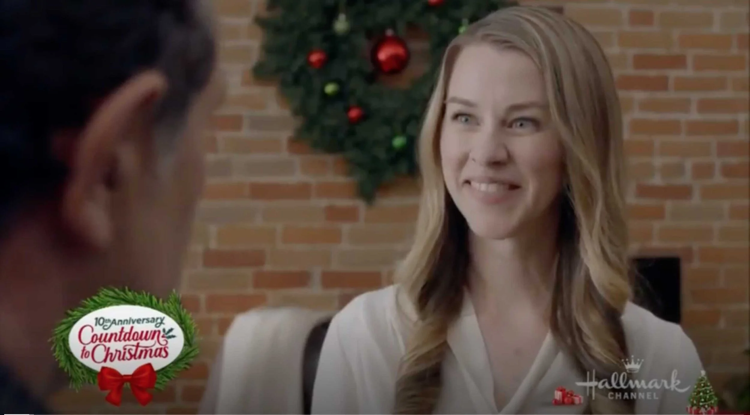 christmas-scavenger-hunt-hallmark-channel-production-designer-jean-francois-clement-7