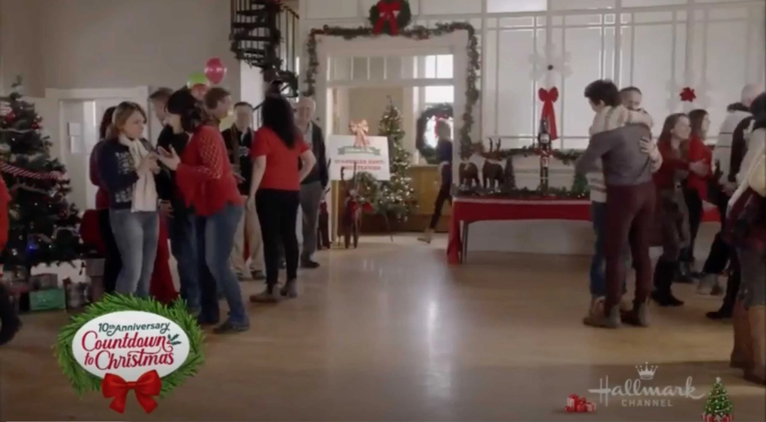 christmas-scavenger-hunt-hallmark-channel-production-designer-jean-francois-clement