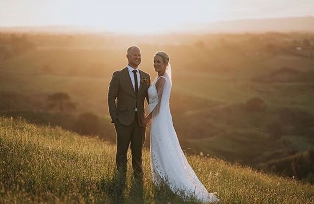 These two, and that view!! Alice and Ryan 😍

Photo by @danieljayweddings