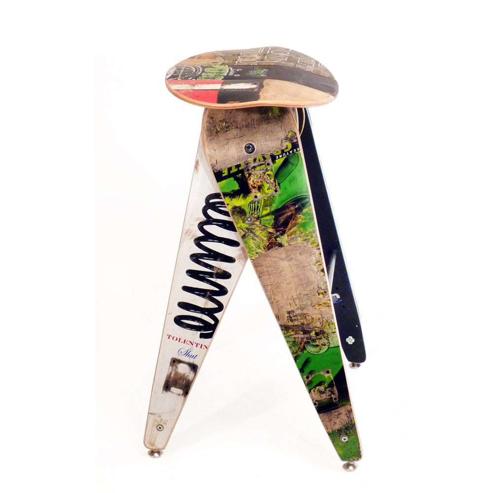 Skateboard Stool by deckstool