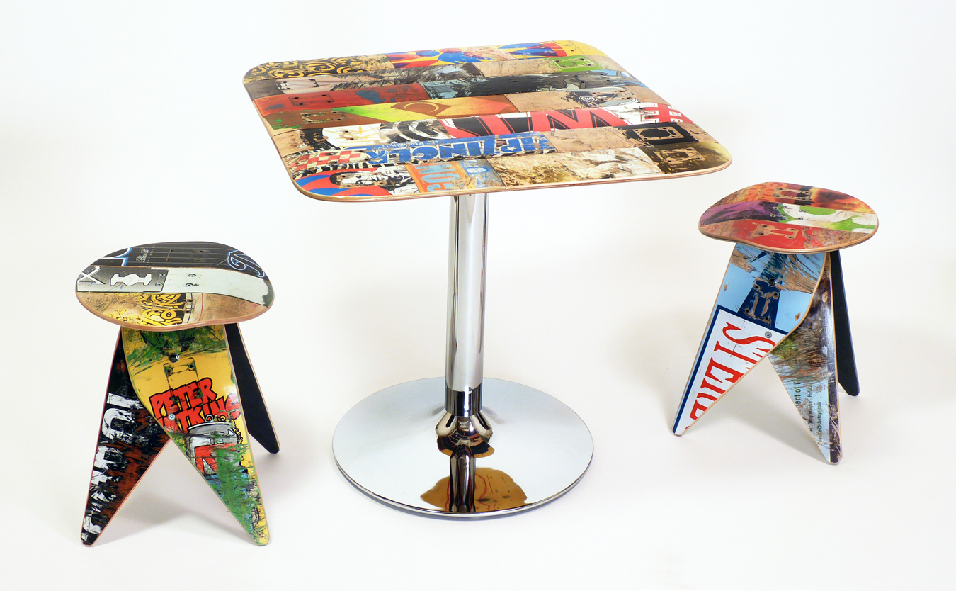 Deckstool_cafetable_stools_01b.jpg
