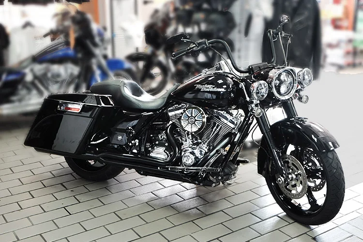 2011 Road_King.jpg