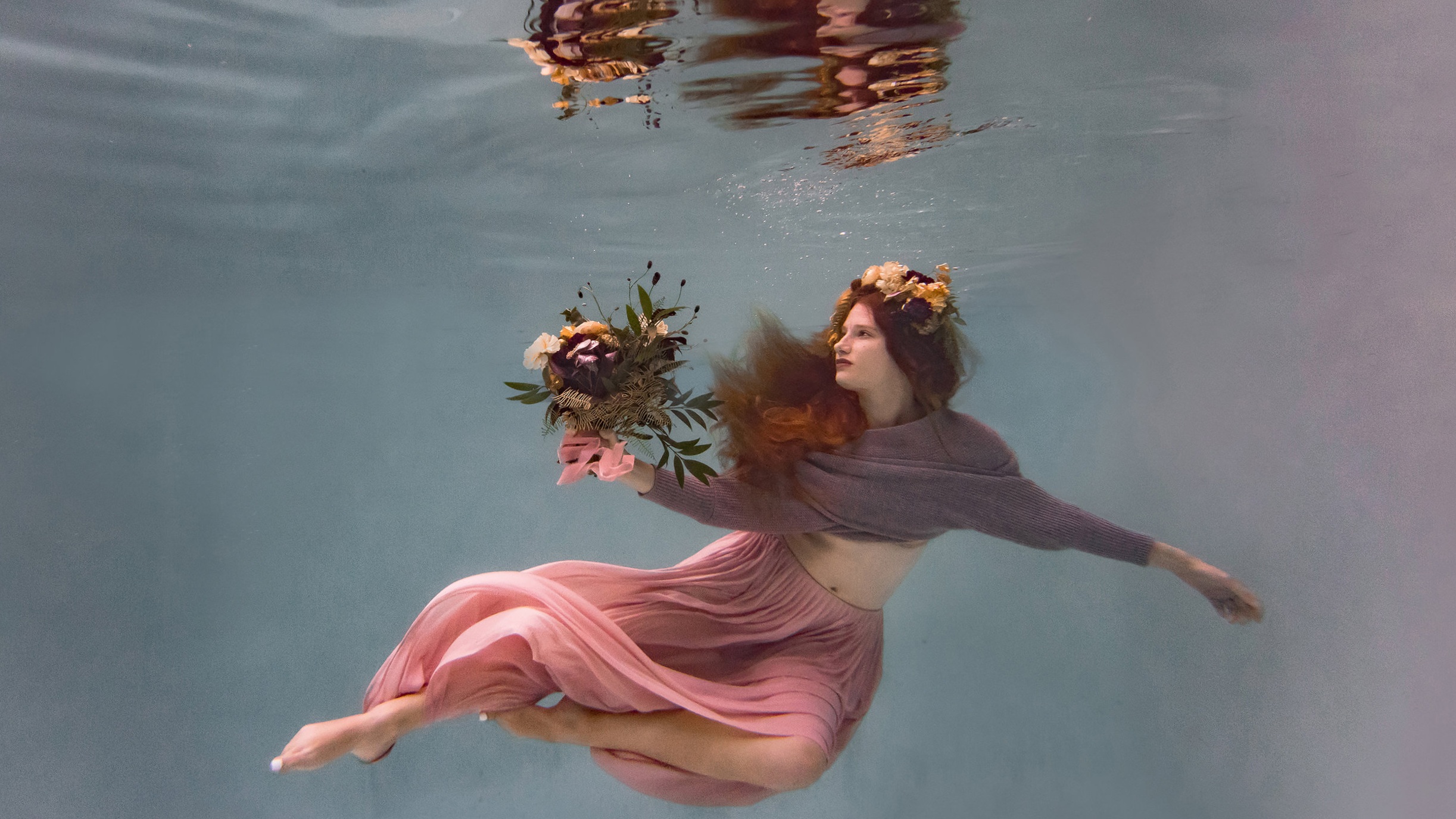 MeghanL_UNDERWATERFLORAL_UnderwaterBrienne_25resized.jpg