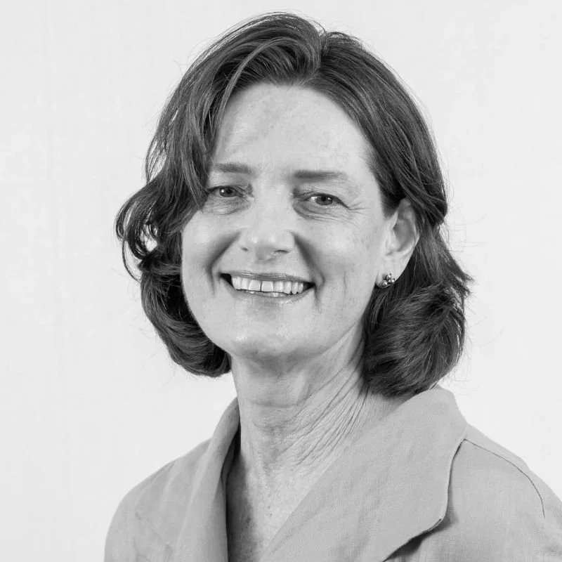 Dr. Kendall — Dr. Kaye Kendall Periodontal Health and Implant Surgery