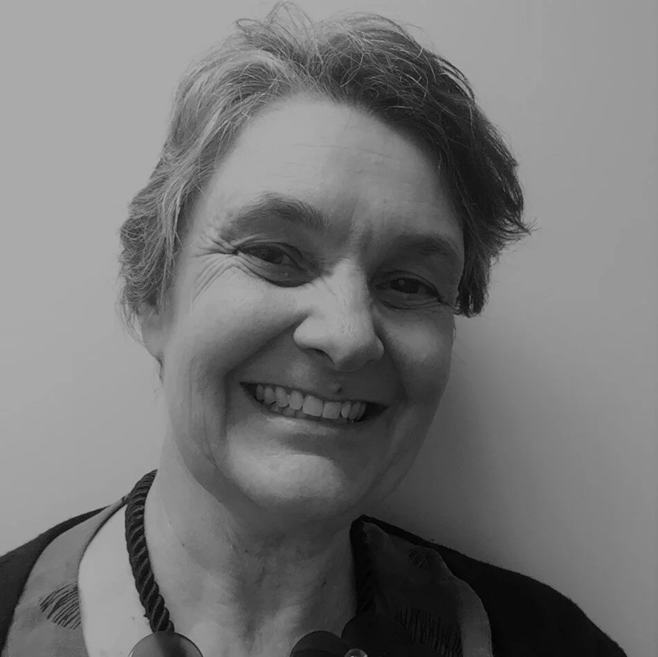 DR SUSAN GEE Susan is an experienced researcher who concurrently holds the position of lead researcher of the Psychiatry of Older Academic Unit for the Canterbury District Health Board. She holds a PhD in Psychology and a Masters in Gerontology. Susan has leadership and support roles in relation to dementia education, delirium prevention, and person-centred care and her research and publications reflect and strengthen these foci. She is a research advisor for Dementia Canterbury and co-opted expert for the Health of Older People South Island Service Level Alliance.