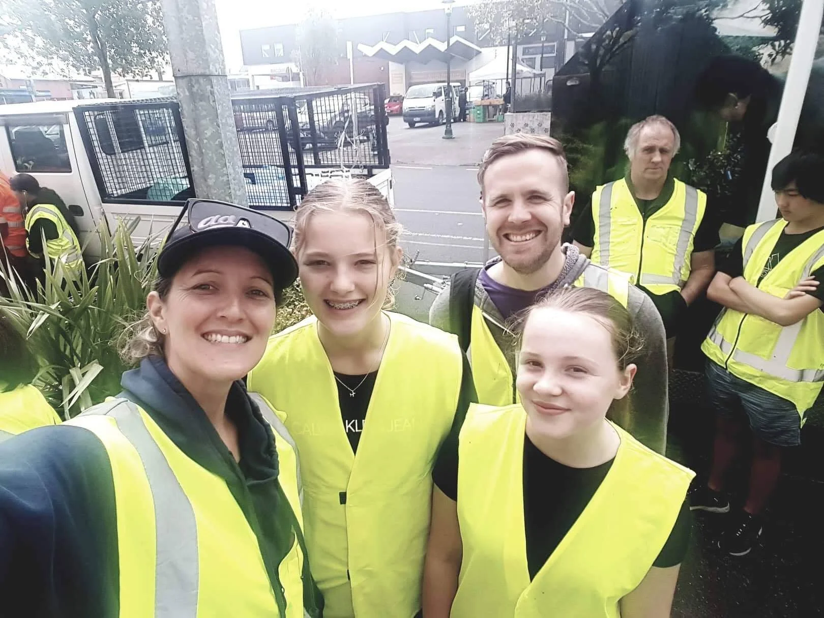 2019.10.05 Howick Village Clean Up 06.jpg