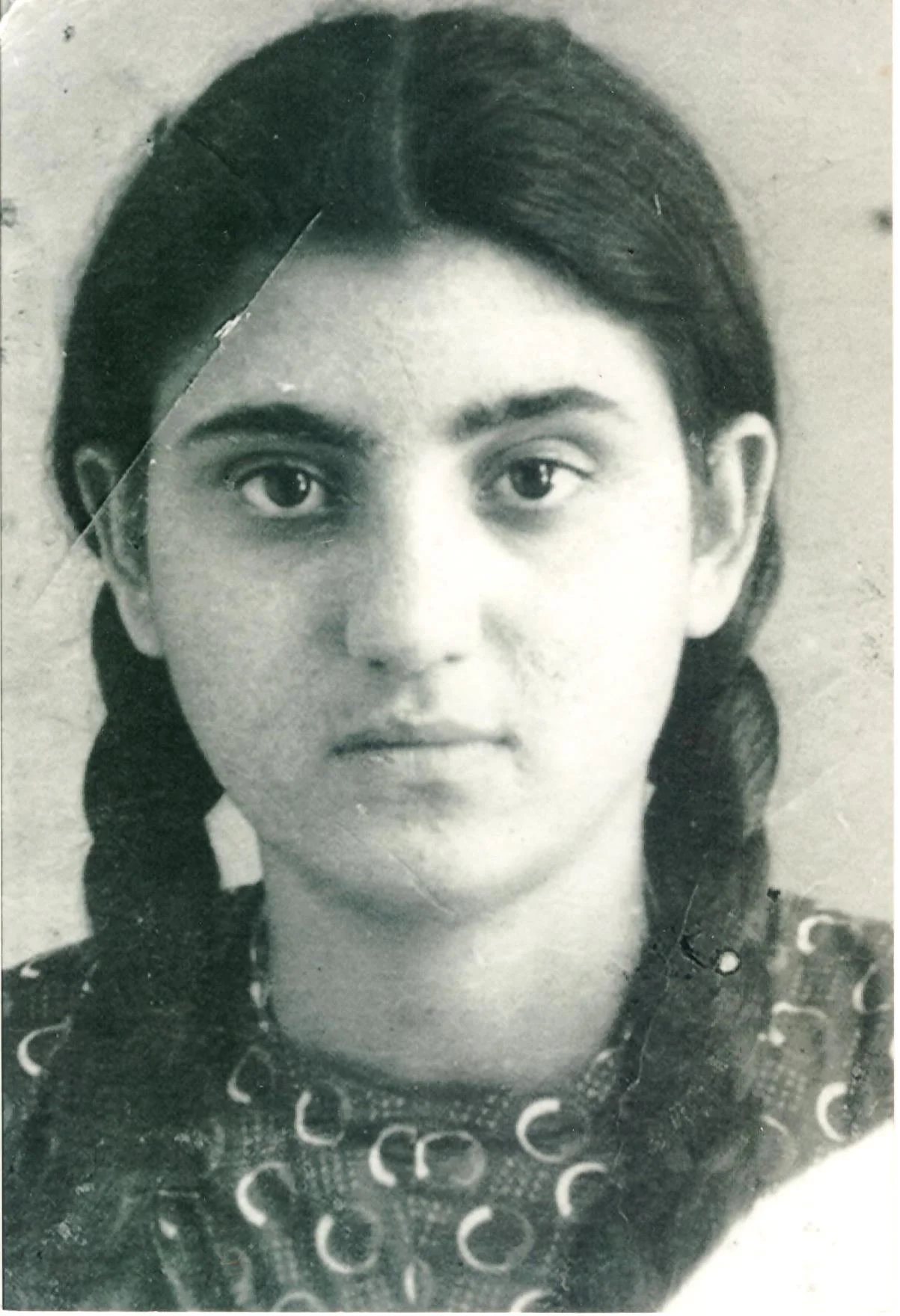 Granny Chaya as a teenager