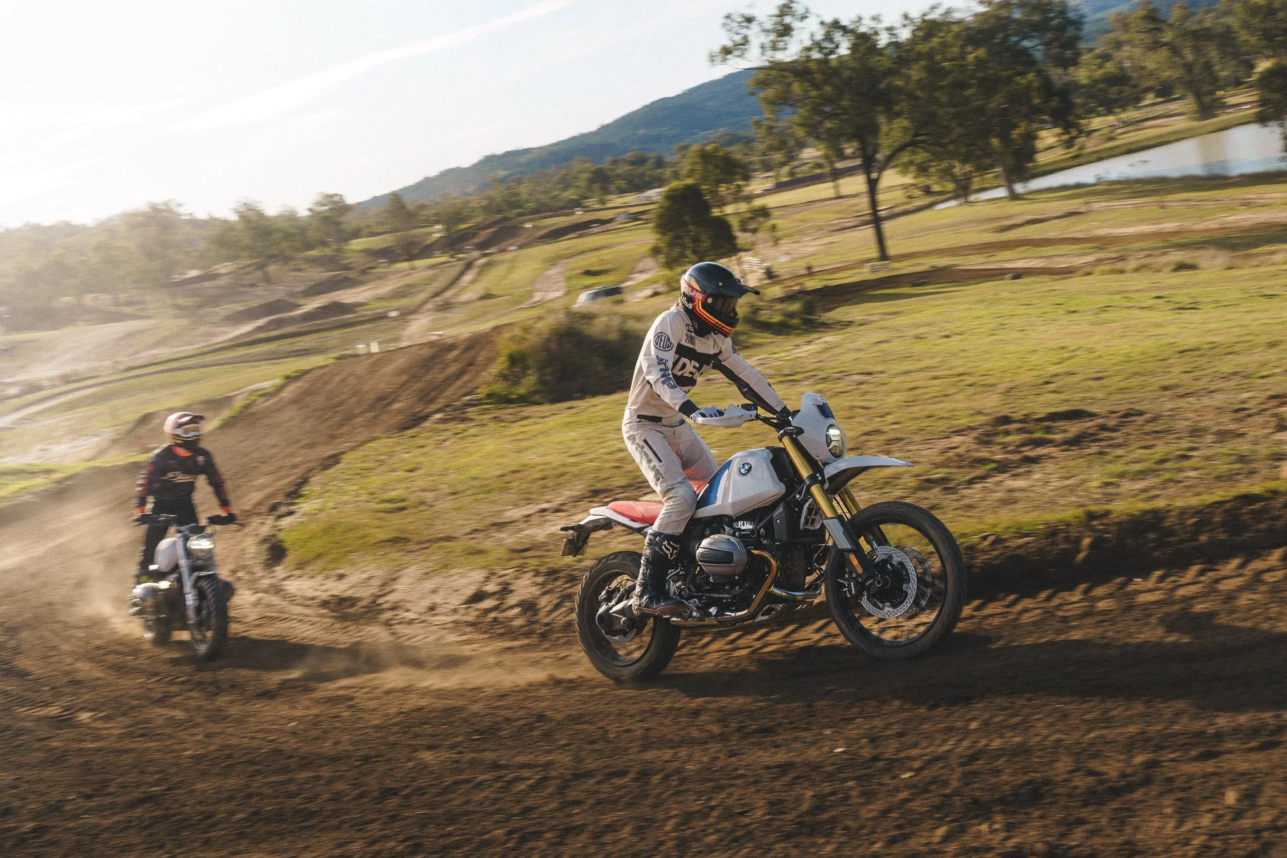 R12GS (30 of 73).jpg