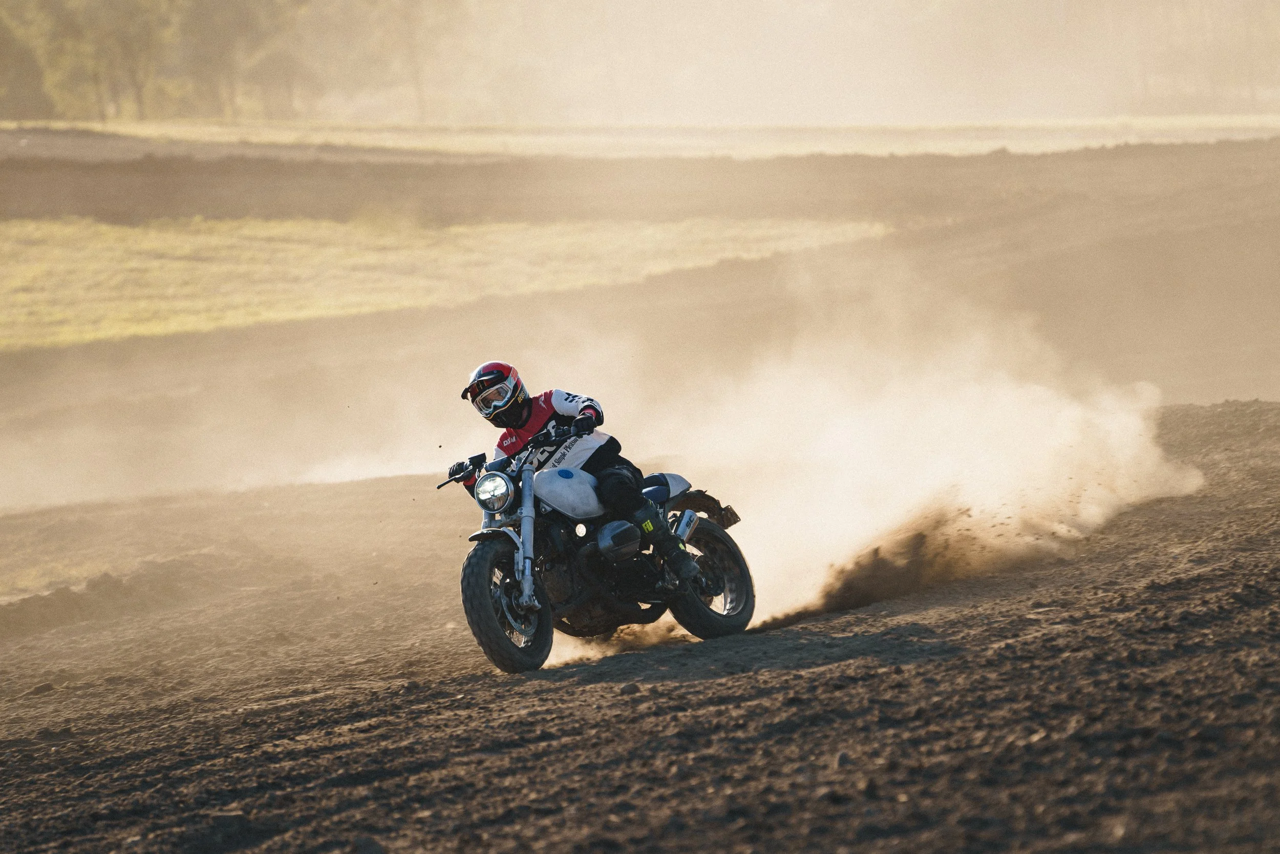 R12GS (35 of 73).jpg