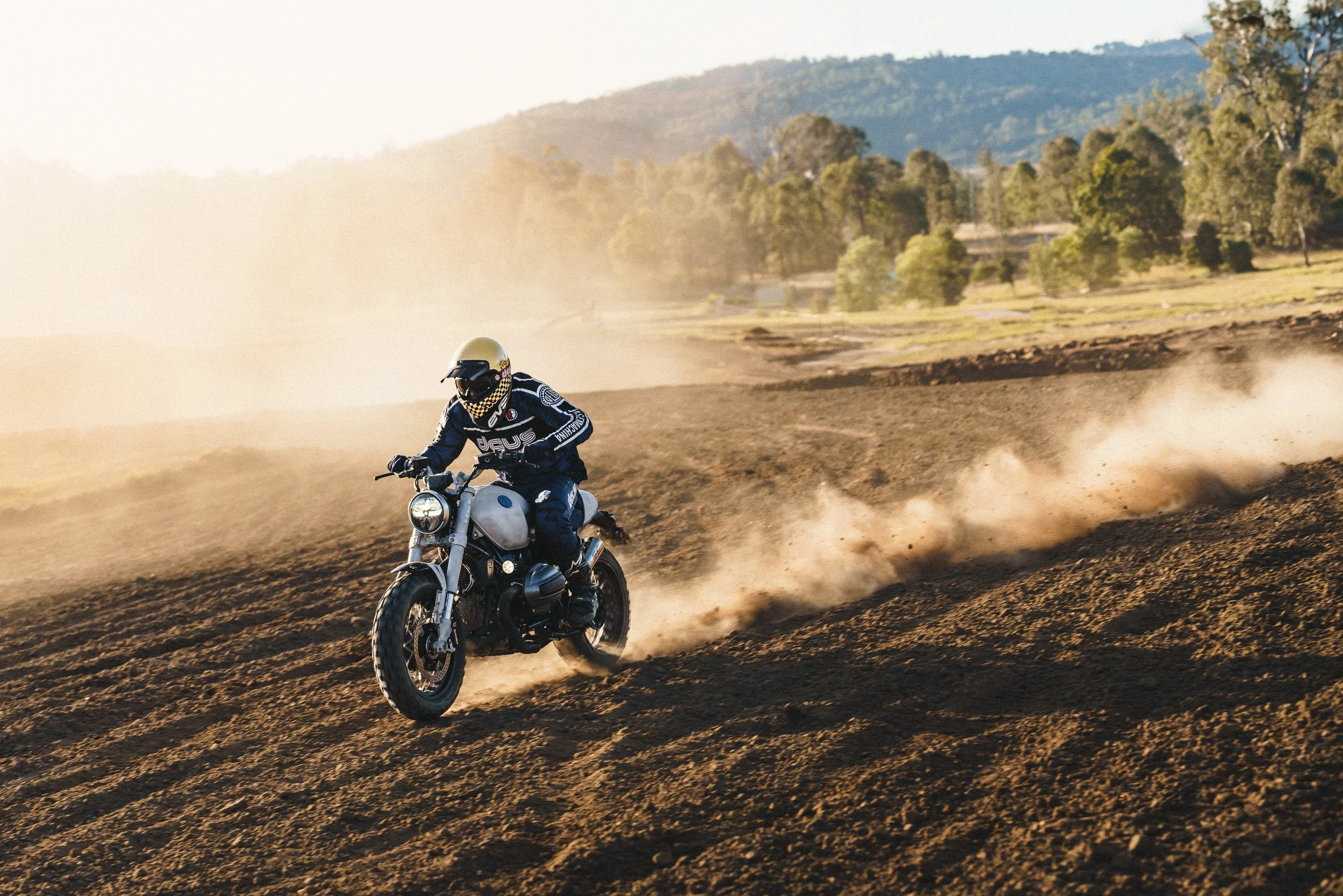 R12GS (47 of 73).jpg