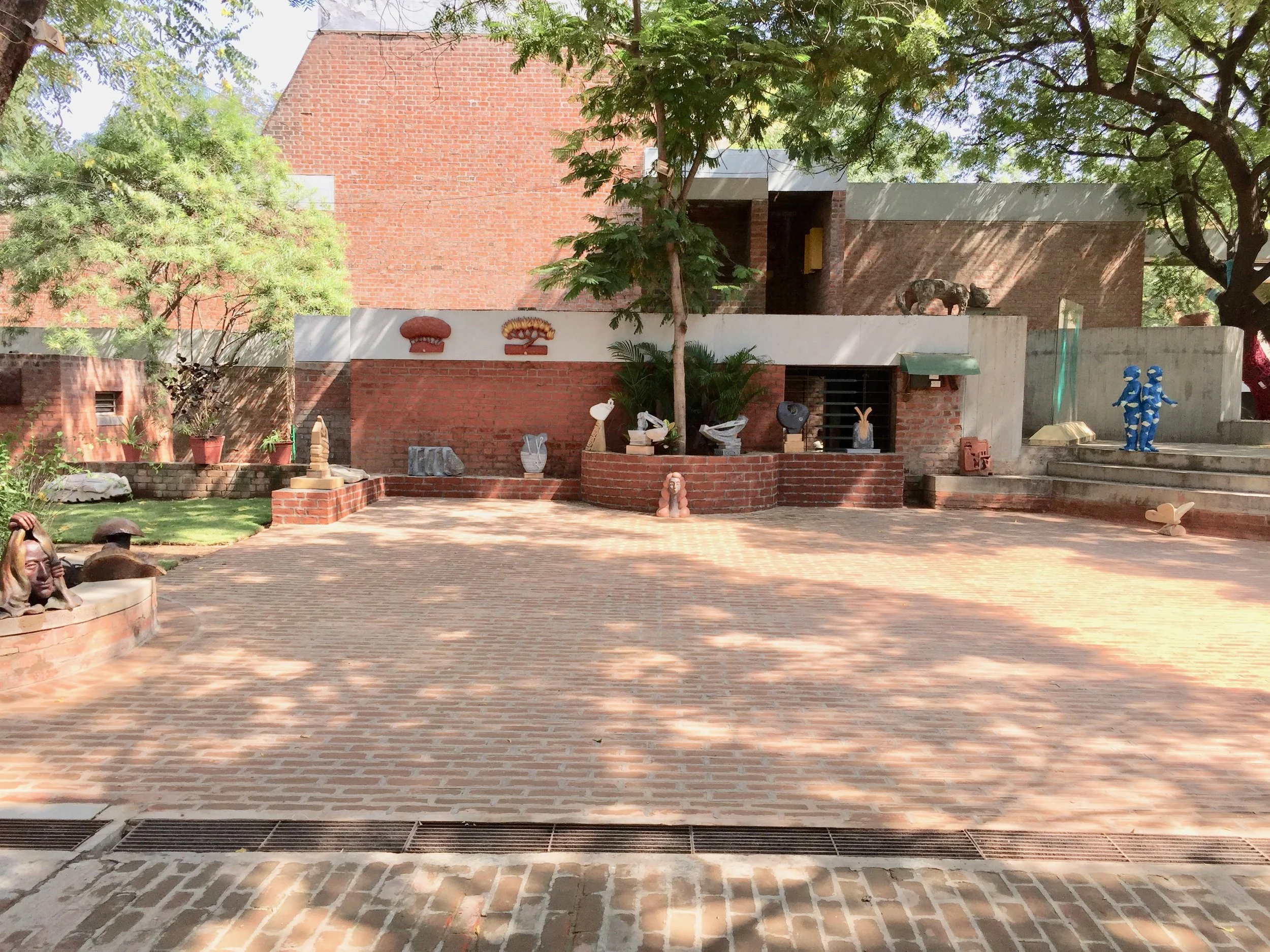 Many spaces within the Centre, both inside and outside are available to hire. From garden spaces to lecture rooms, the Centre welcomes requests for art and cultural activities.