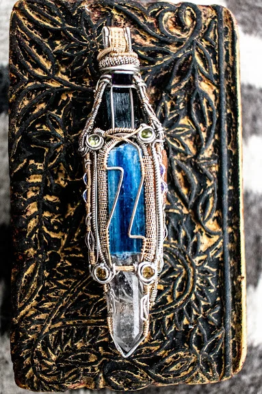 07212018_CRAFTYFINGAS_JEWELRY_FINAL9.jpg