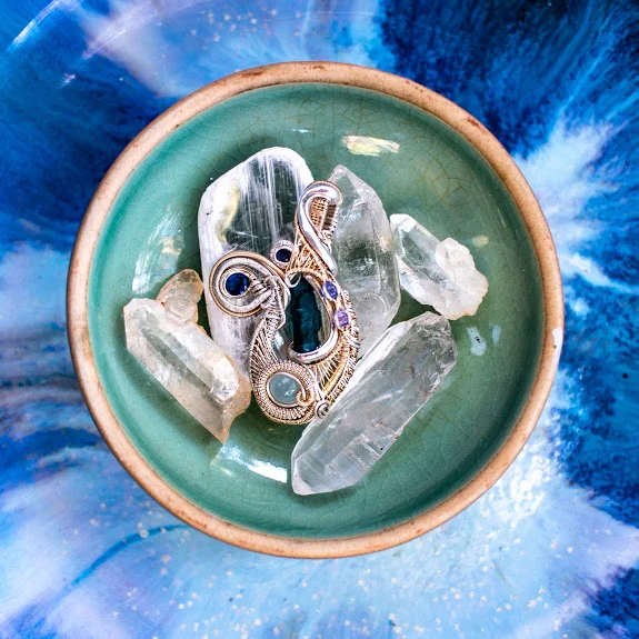 07212018_CRAFTYFINGAS_JEWELRY_FINAL120.jpg